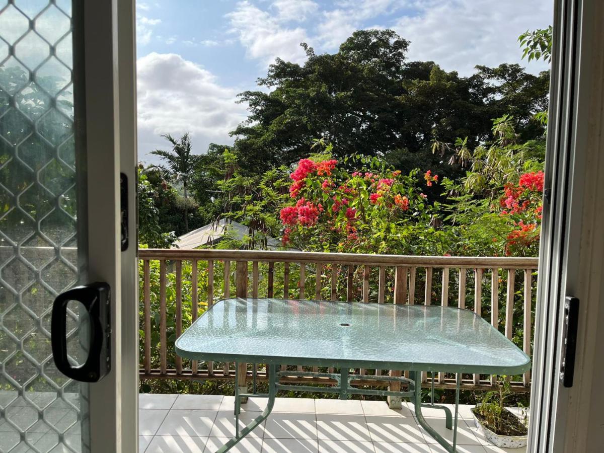 Tradewinds Villas พอร์ตวิลา ภายนอก รูปภาพ