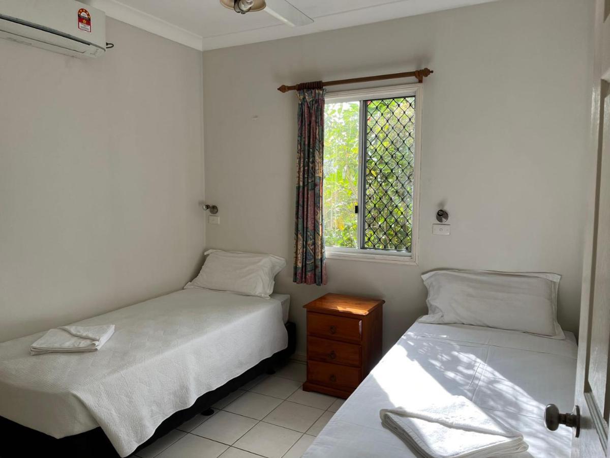 Tradewinds Villas พอร์ตวิลา ภายนอก รูปภาพ