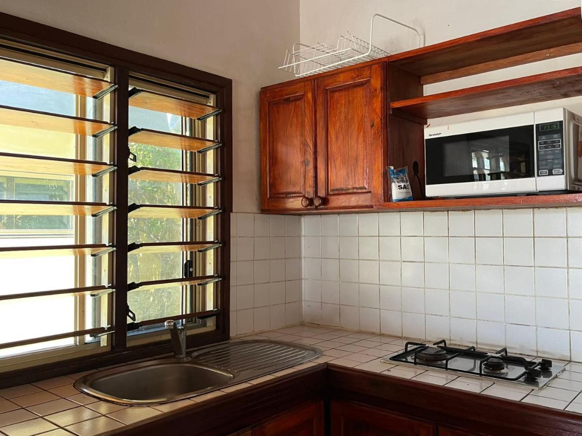 Tradewinds Villas พอร์ตวิลา ภายนอก รูปภาพ